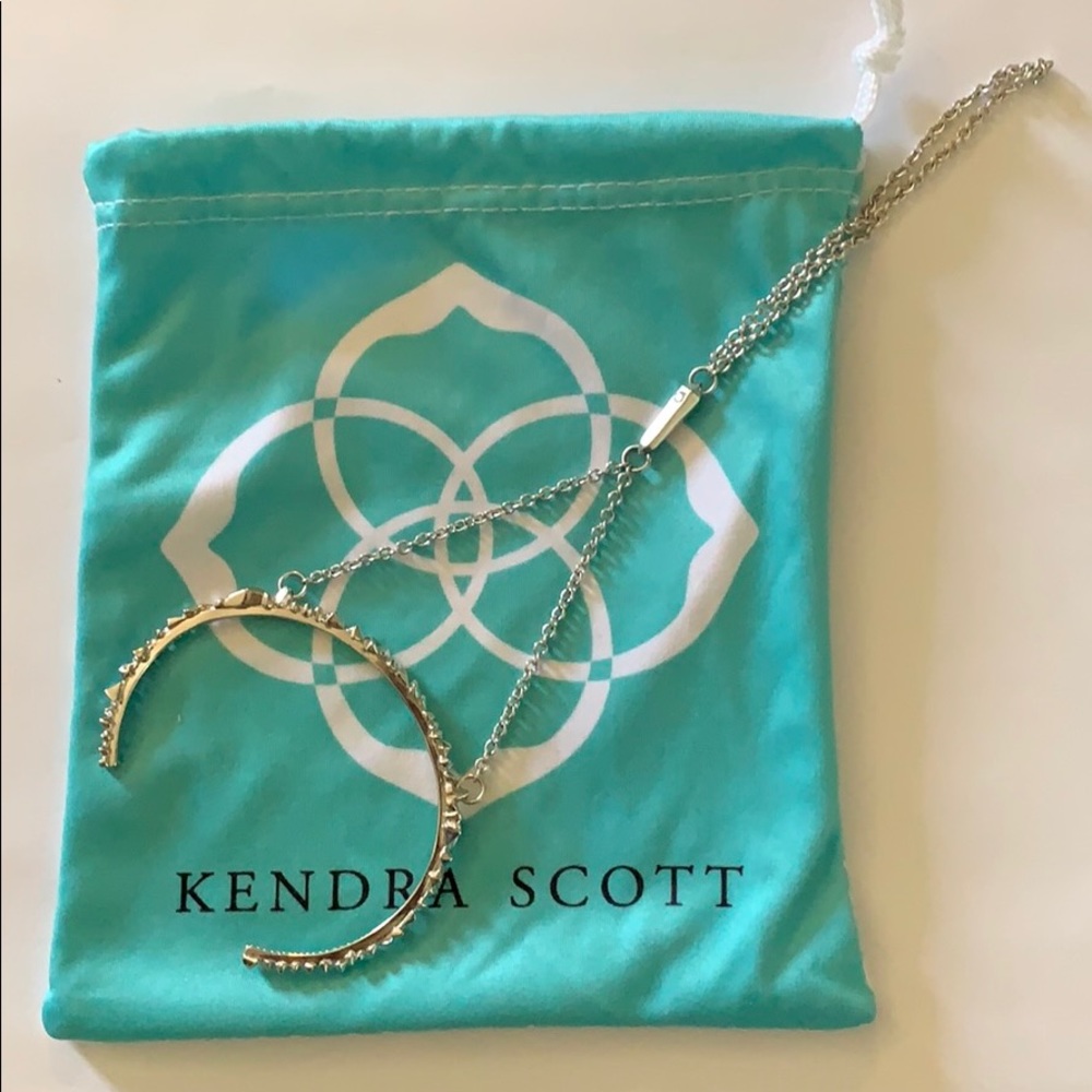Kendra Scott bracelet hand chain